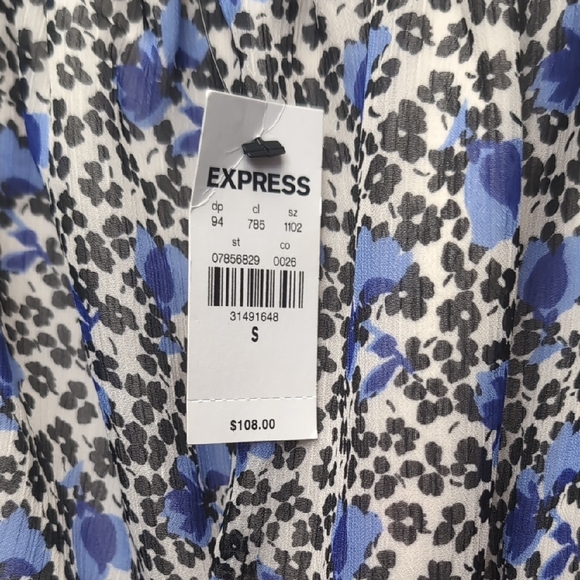 NWT Express Cottage Core Floral Blue and White Women's Dress - Picture 7 of 9